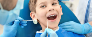Adana çocuk diş doktorundan randevu alınız çocuk diş hekiminden randevu alınız. en iyi çocuk diş doktoru adana. Çocuk diş doktoru zeynep ersan. diş hekimi zeynep ersan.